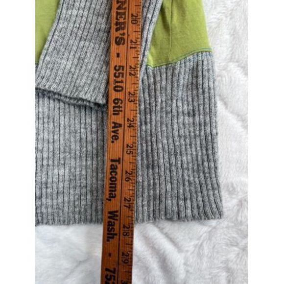 Free People Women's (XS) Lime Green Gray Sweatshirt Tunic Quarter Button Top - Picture 5 of 7